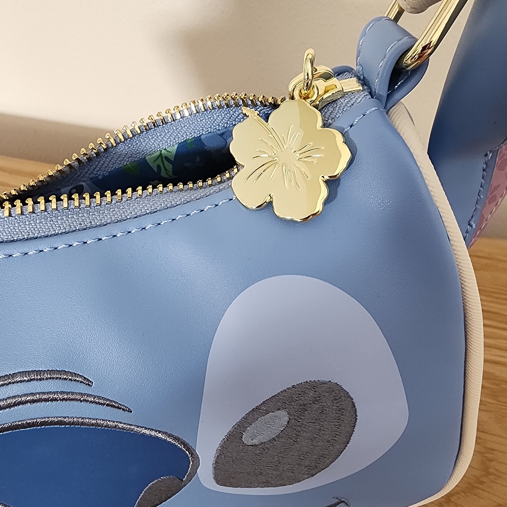 NWT Disney Loungefly Stitch 3D Convertible Crossbody Or Shoulder Bag - Picture 6 of 8